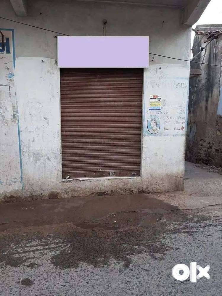 Dukan bhade aapvani che. Opp. Ramji Mandir Main Road Thangadh