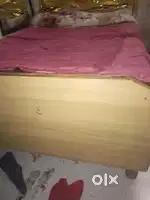 4X6 bed  Good condition