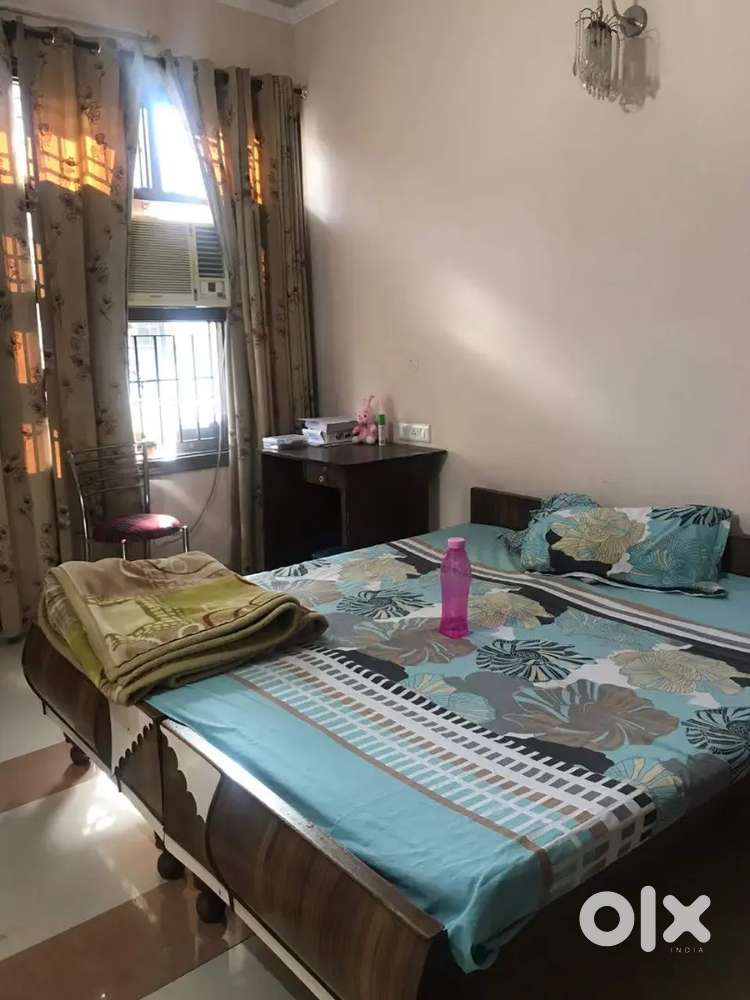 Owner Free AC Fully Furnished Brokerage 50%