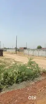 हर साइज के प्लॉट उपलब्ध हैं।
