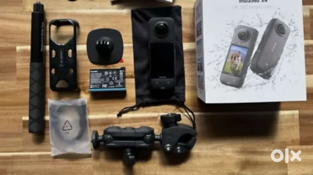 Used Item Insta360 X4 ONE X4 8K 360 Action Camera + Motorcycle Mount.