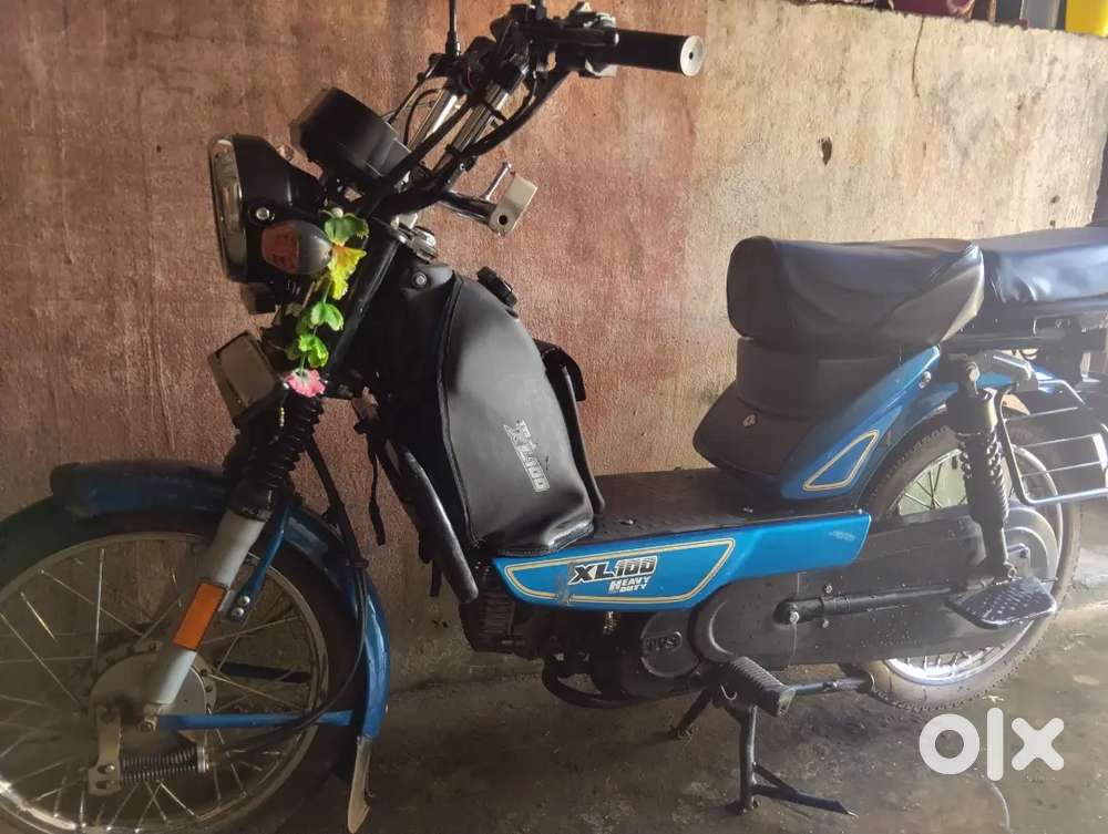 TVS XL 100 Heavy duty moped new bs6 brand new condition