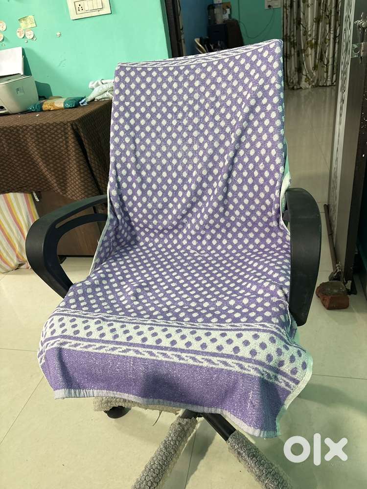 Comfortable study/office chair