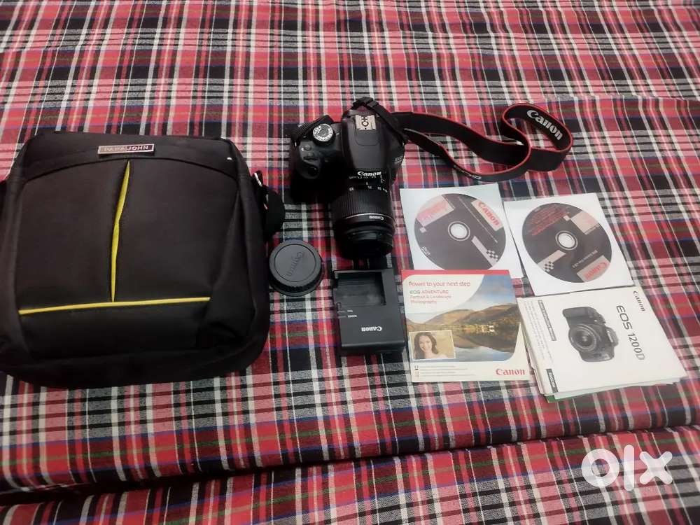 canon 1200D for sell in mint condition..