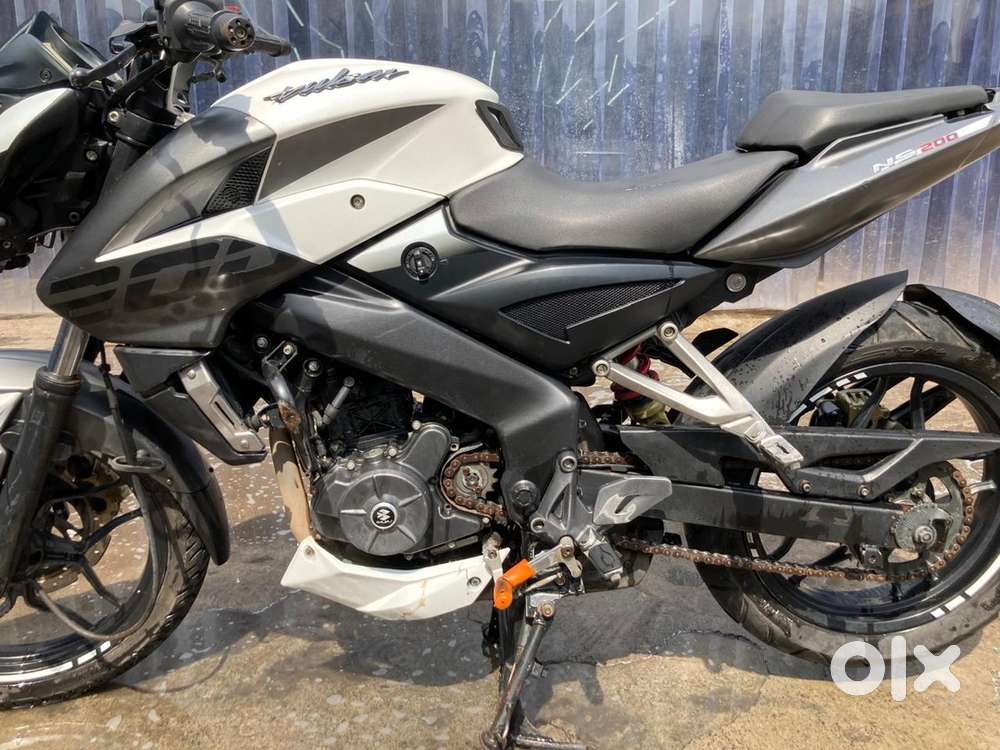 Bajaj Pulsar in good working condition(at Hadapsar)
