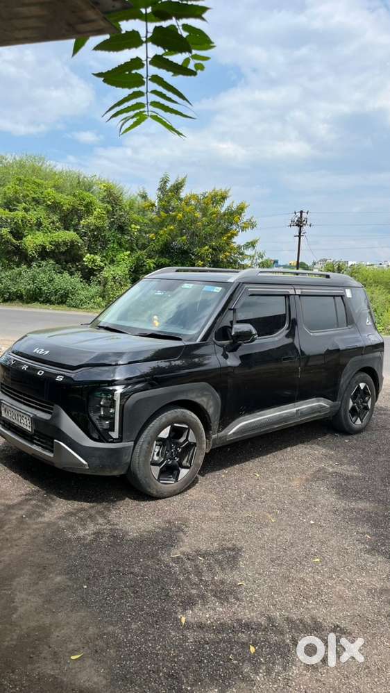 Kia syros 2025 Petrol 12500 Km Driven