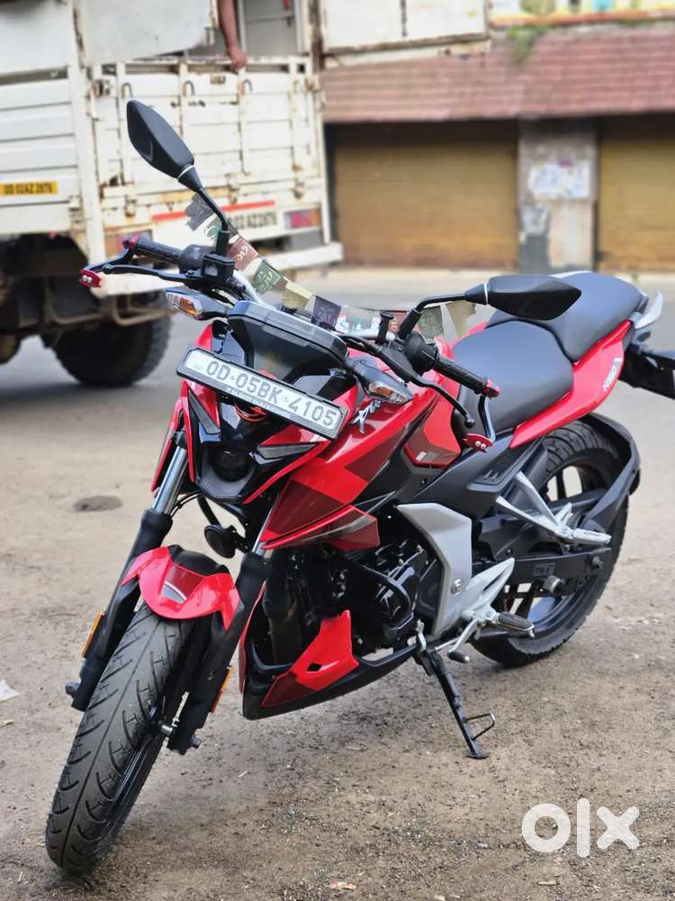 Pulsar  N160 (oil cooler model)