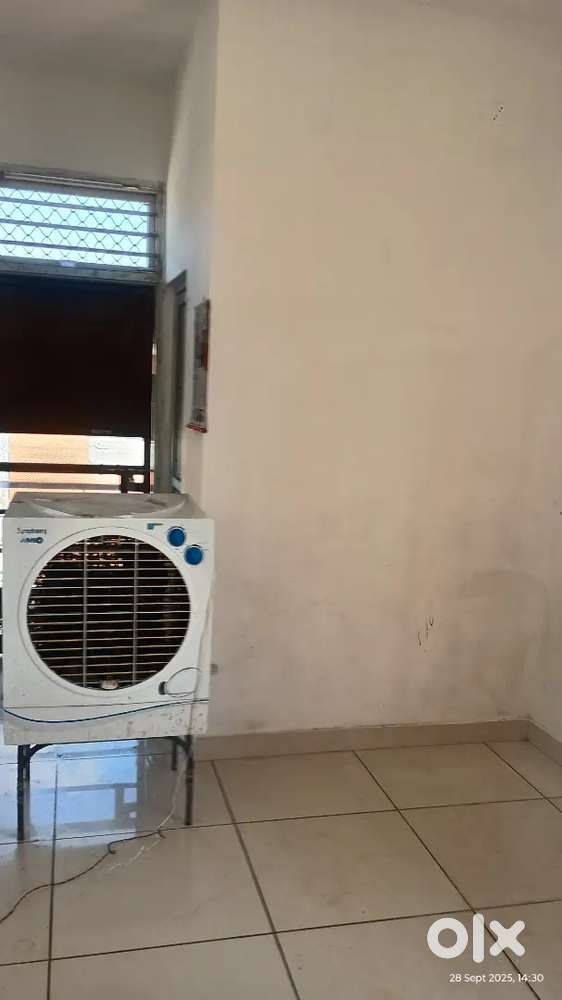 (Cooler) Two room set for rent in Tihri Visthapit near shivalik nagar