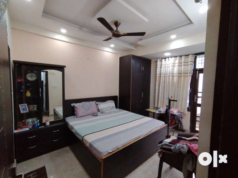 Spacious 2 bhk available for rent. 1 lakh security deposit.