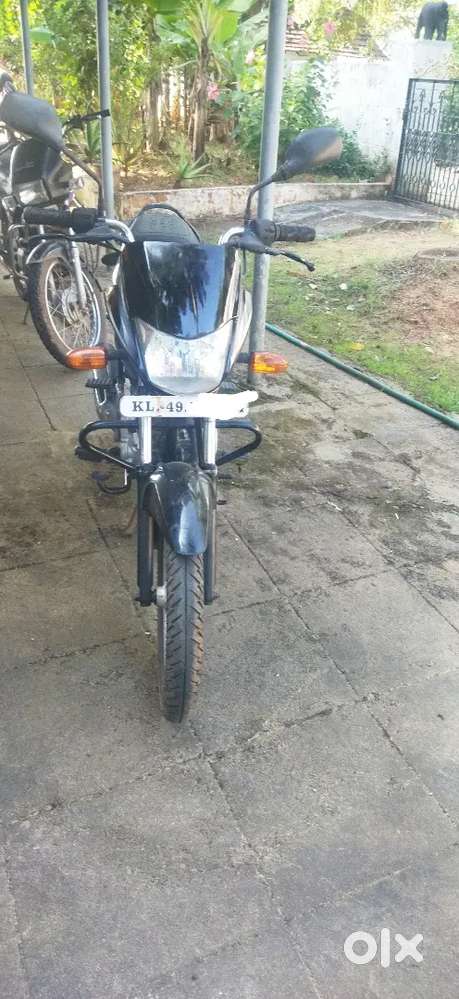 Platina 2016 november.single owner.new insurance.good tyre