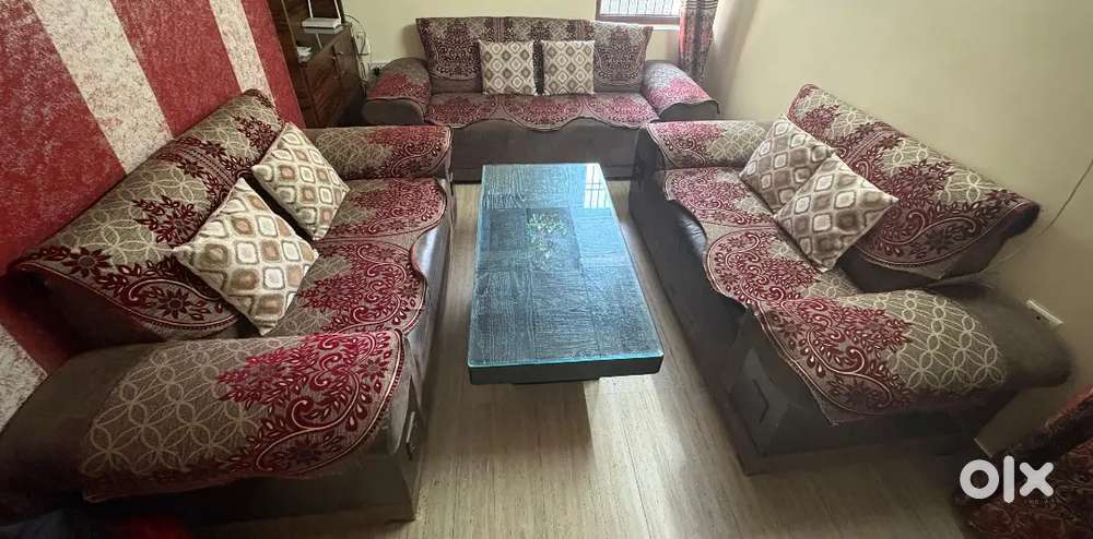 7-Seater Sofa Set + wooden Glass-Top Table for Sale