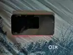 Iphone 13 red