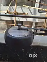 Pressure cooker