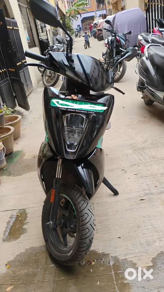 Ather 450X Gen 3 – 2025 Model, Excellent Condition, 8950 KM