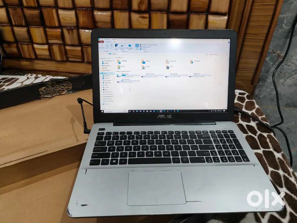 Asus laptop mint condition