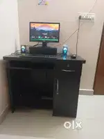 Computer set and table for sale