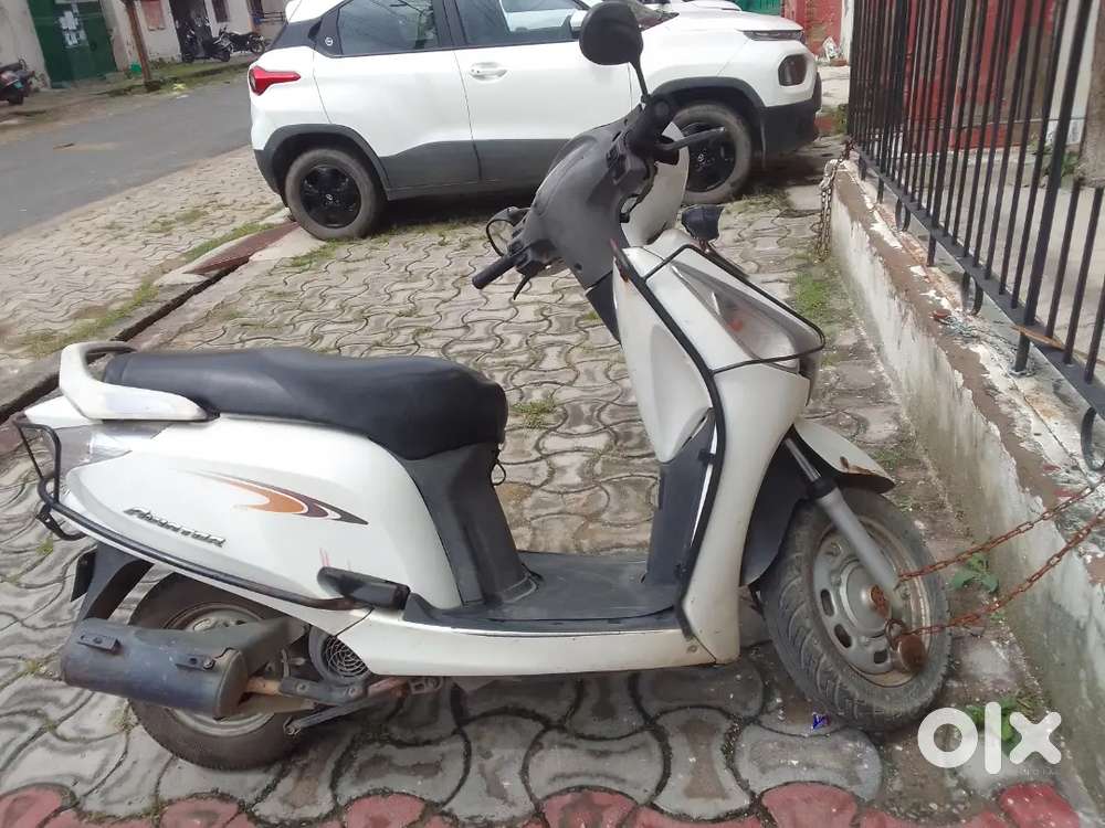 Scooty for sale