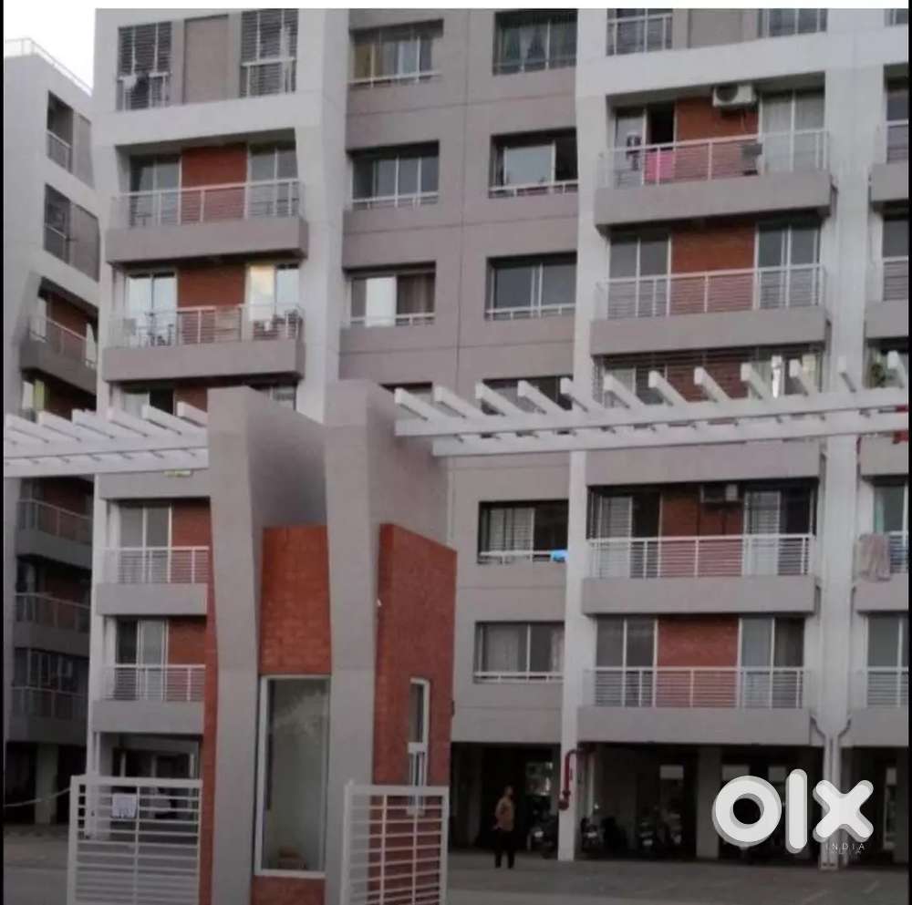 2bhk for family and girls at tavara road