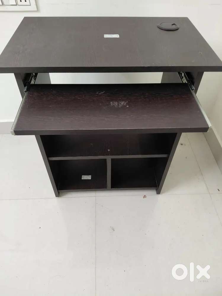 Computer Table