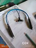 Wireless neckband