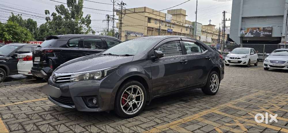 Corolla Altis 2014 Diesel - Company service