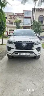 Toyota Fortuner 4X2 AT 2.8 Diesel, 2021, Diesel