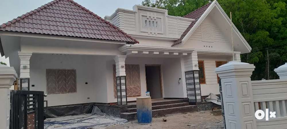 Near Vazhakulam, 4 bhk attached new house