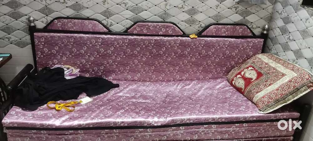 Sofa cum bed 3 fold price is negotiable