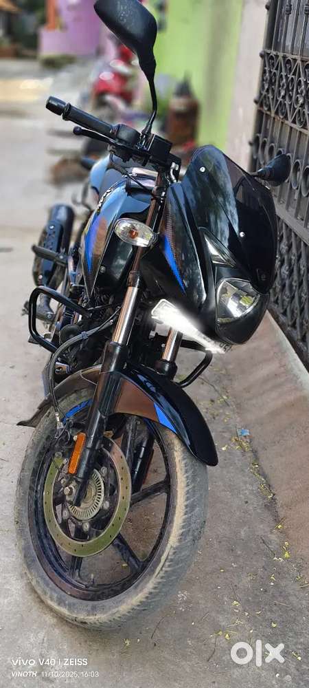 Good Condition 2022/12model Local Reg TN23