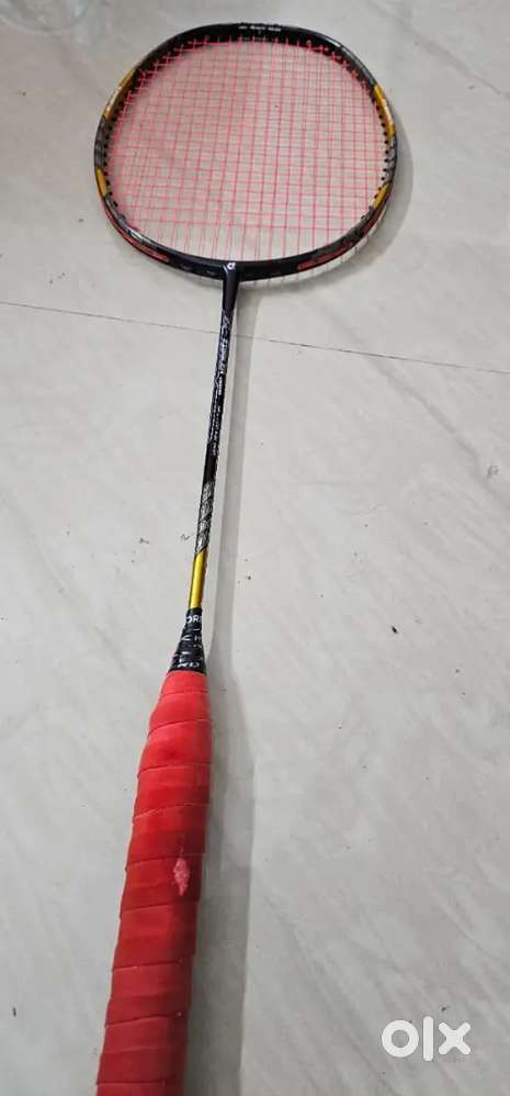 Badminton racket