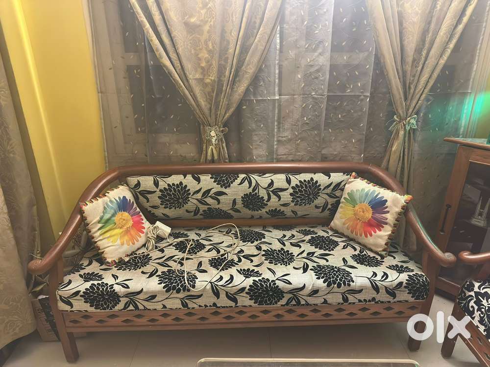 Wooden Sofa Segun wood