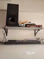 Sony soundbar with woofer + speakers