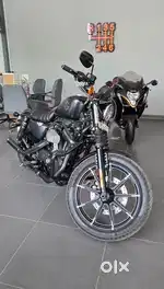 HARLEY DAVIDSON IRON 883