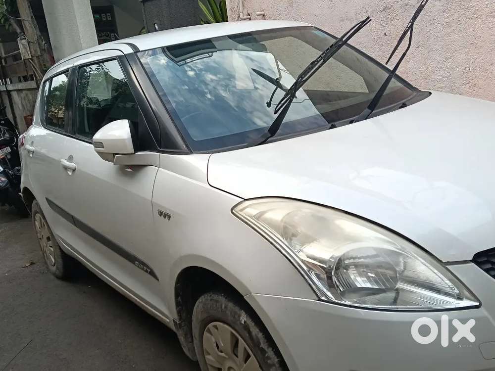 Maruti Suzuki Swift 2013 Petrol 111000 Km Driven