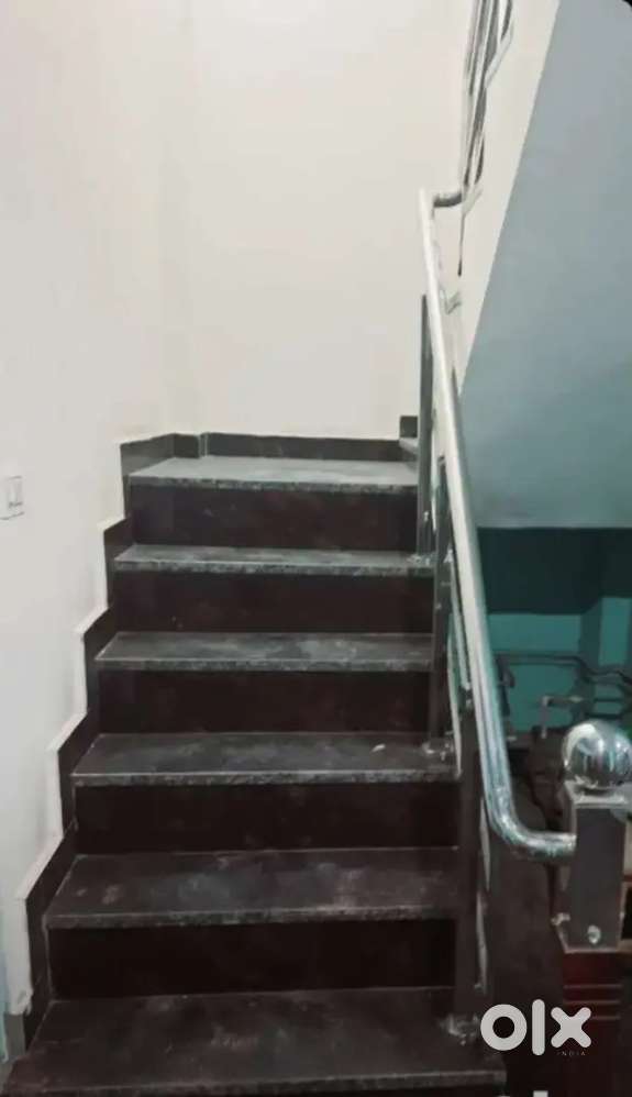 Newly built Studio apartment flat available for Office and godaon.