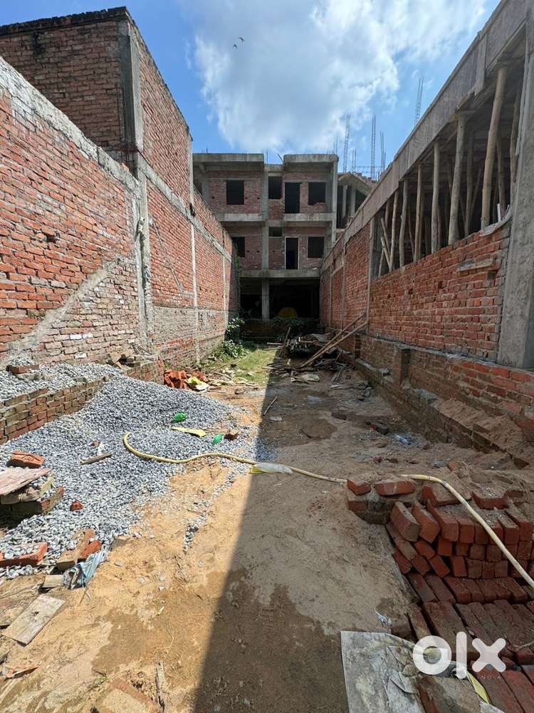 Bareshell plot/warehouse for rent