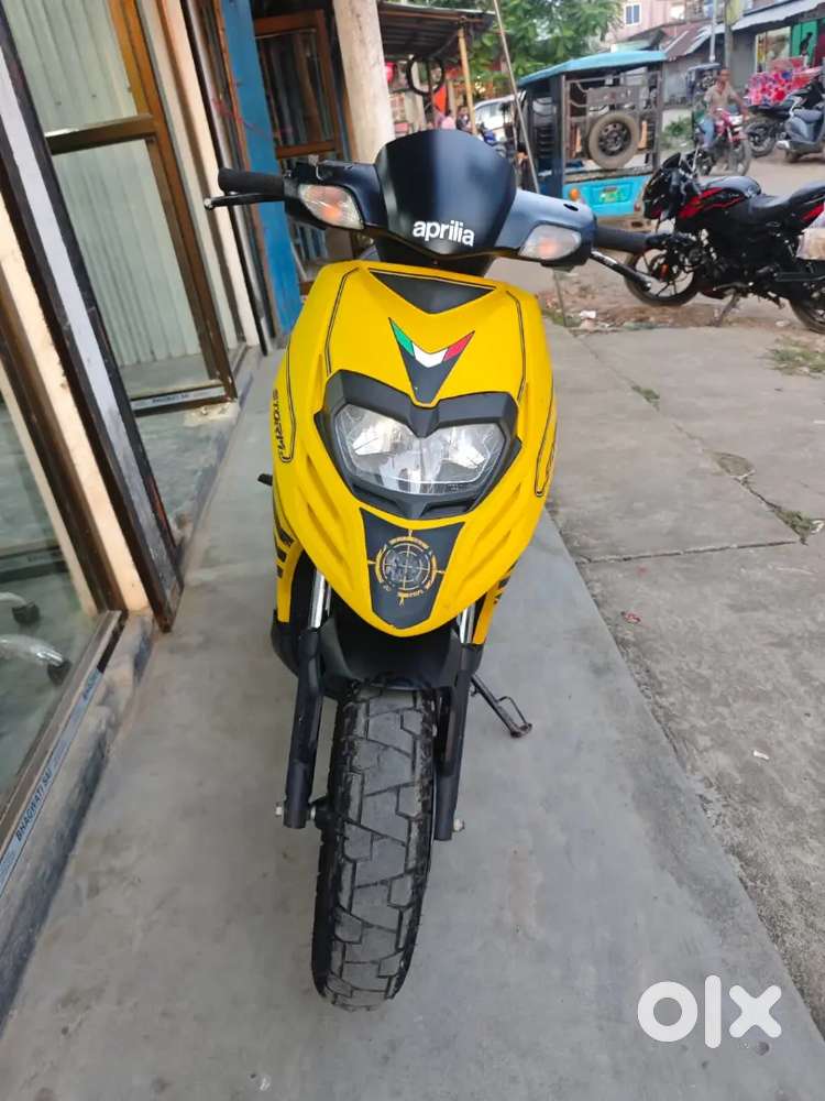 Aprilia storm 125 bs6 new condition