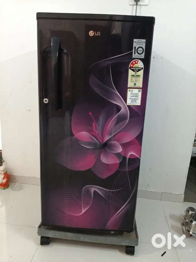 Selling  fridge