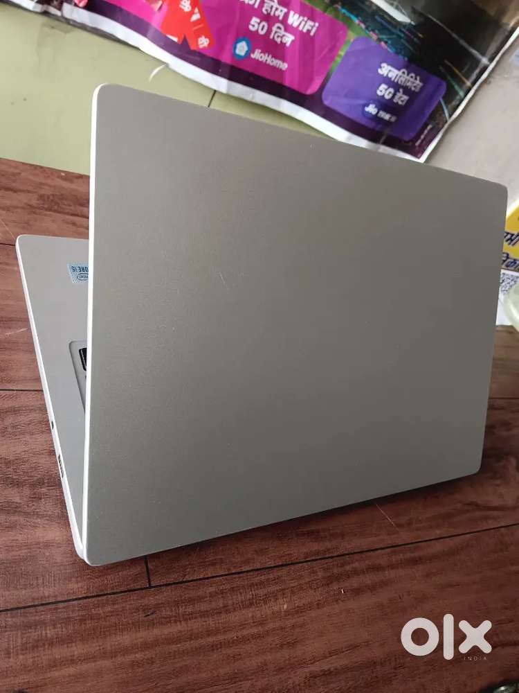 Dell Hp Lenovo laptop Available Like New Condition