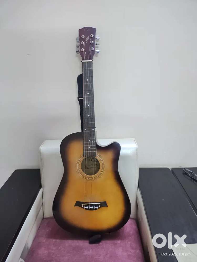 Acoustic Guitar Model Fiero Lite