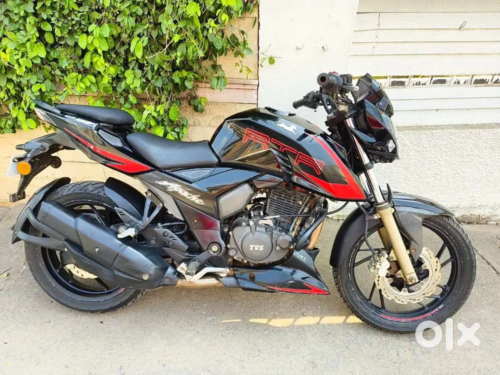 TVS APACHE 200 4V BIKE SHOWROOM CONDITION