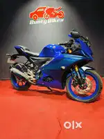 Yamaha R15 V4