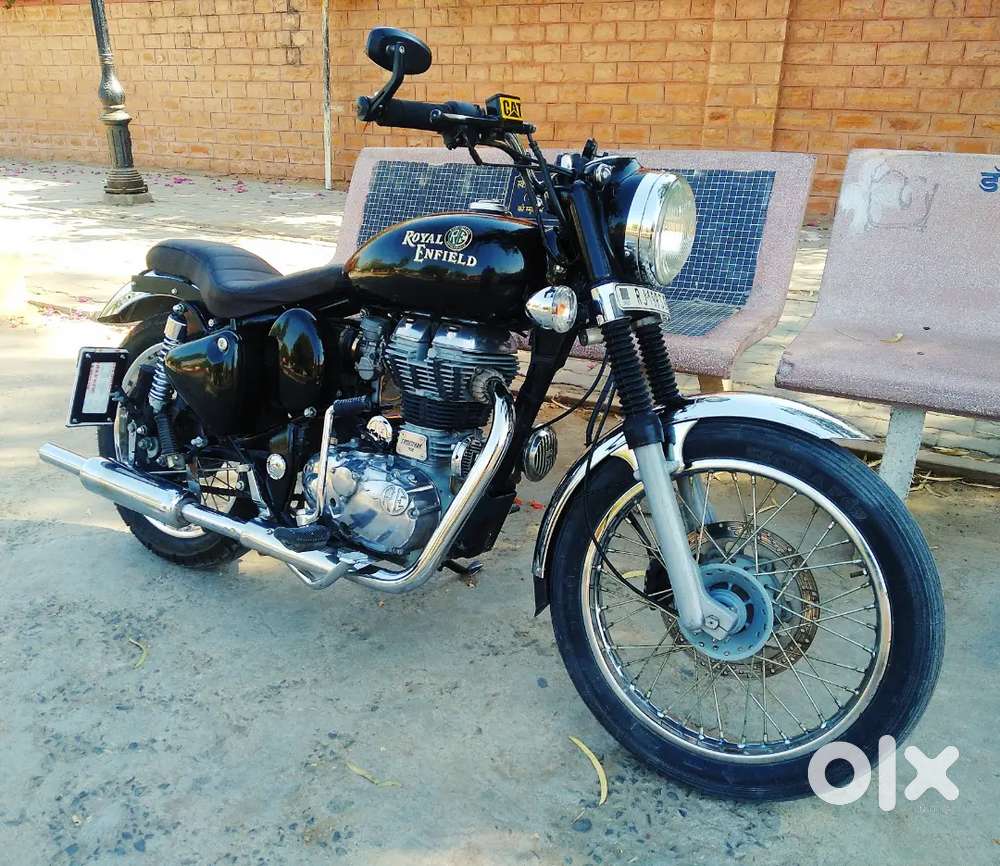 In very nice condition original accessories available.