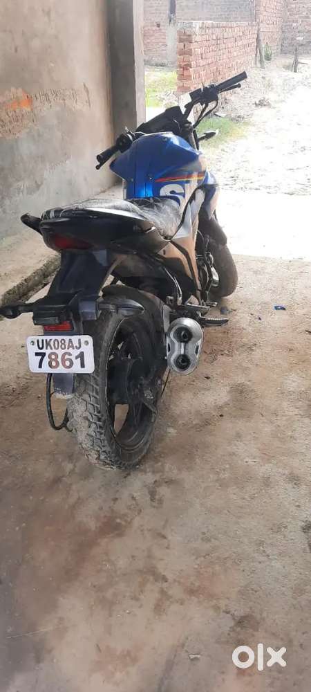 SUZUKI GIXXER 150 CC
