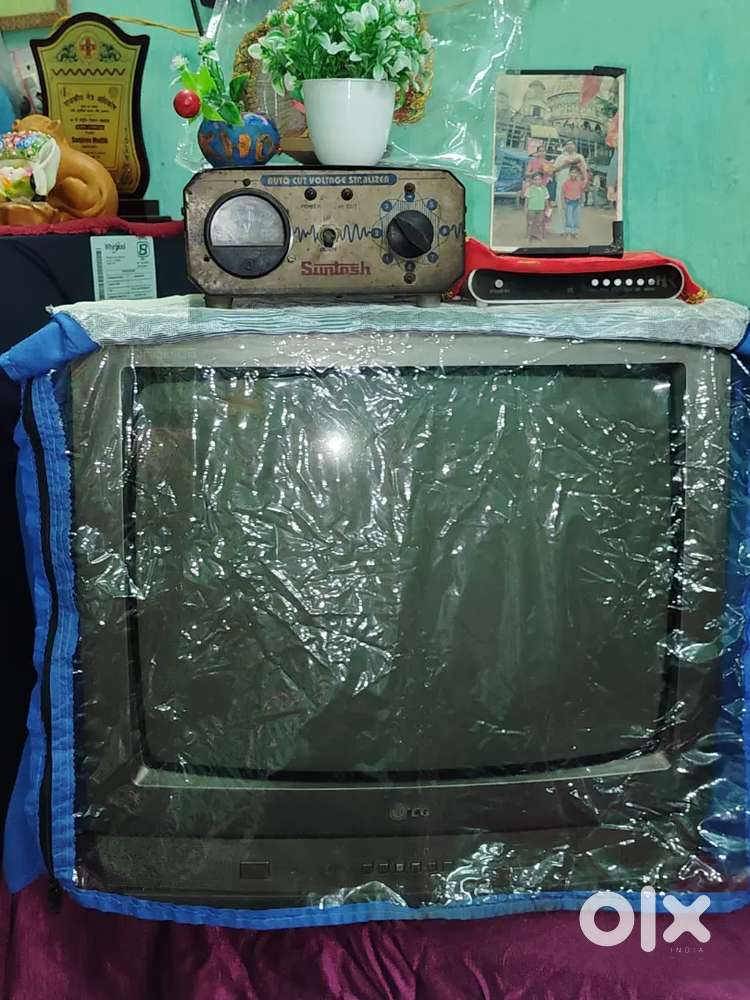 Old tv for sale works perfectly