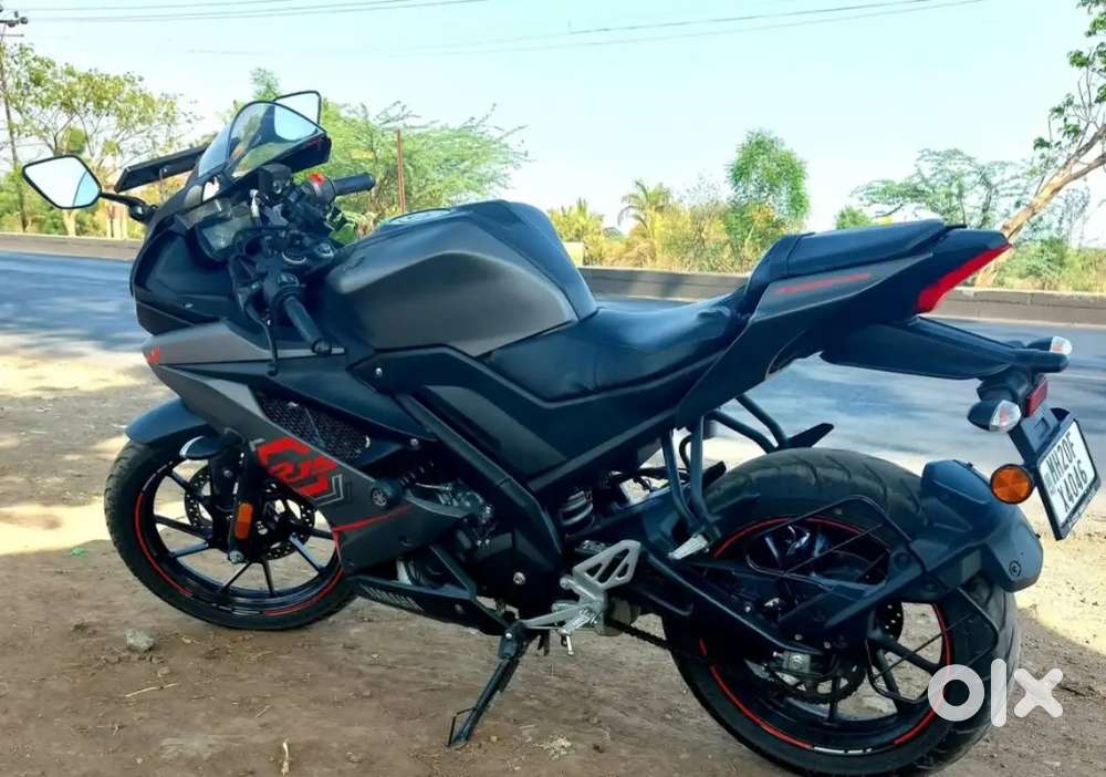 Yamaha R15 V3 in very good condition and very less used