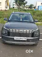 Hyundai Venue 2024 Petrol 8000 Km Driven