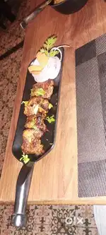 Need tandoori assistant and indian assistant and waiter