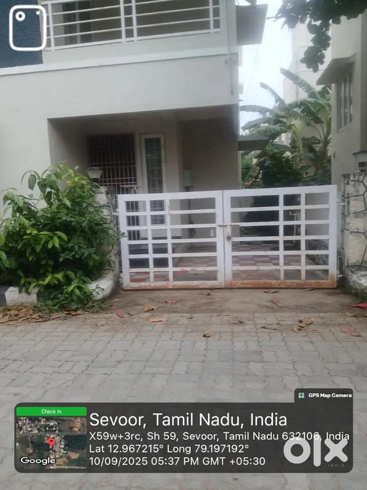 independent villa in a great, peaceful location, close to vit Vellore