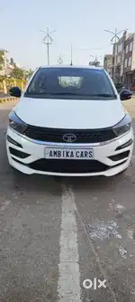 Tata Tiago 1.2 Revotron XT, 2022, Petrol